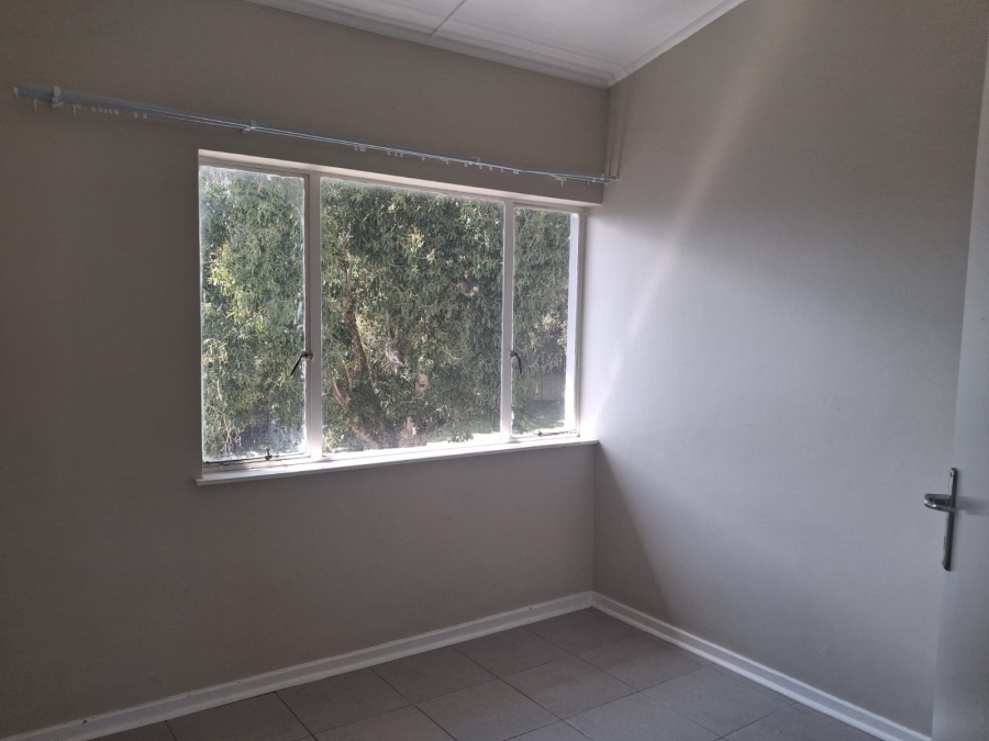 To Let 2 Bedroom Property for Rent in Cambridge West Eastern Cape
